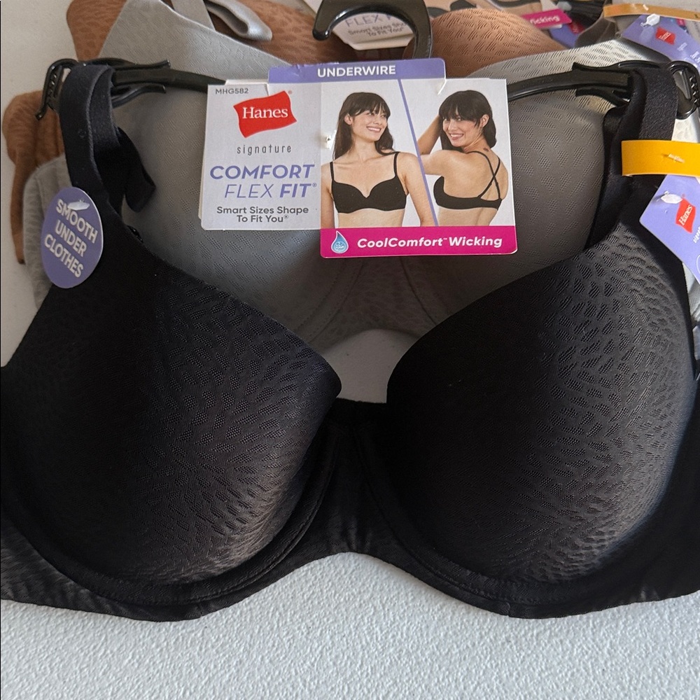 Hanes Comfort Flex Fit Underwire Bra - Black and Tan - Picture 2 of 4